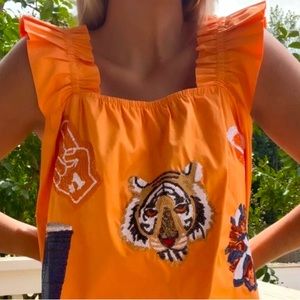 ORANGE & NAVY TIGER ICON TOP
